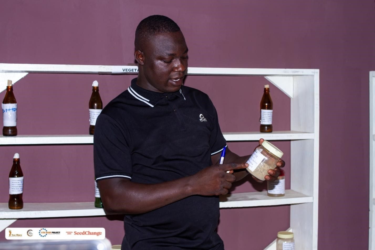MoFA challenges Gundoug farmers to strengthen community seed system