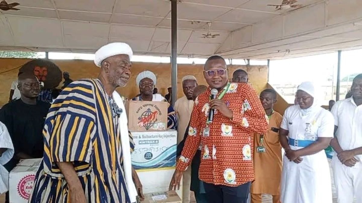 Regent of Dagbon donates medical items to Yendi Municipal Hospital