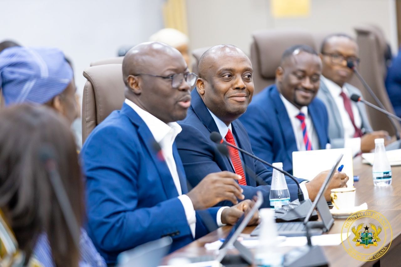 Finance Minister begins consultations with Trade Ministry on New Economy Programme