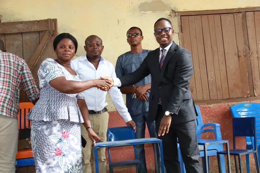 Joyce Bawah Mogtari donates furniture to Ganaa Memorial JHS in Jirapa