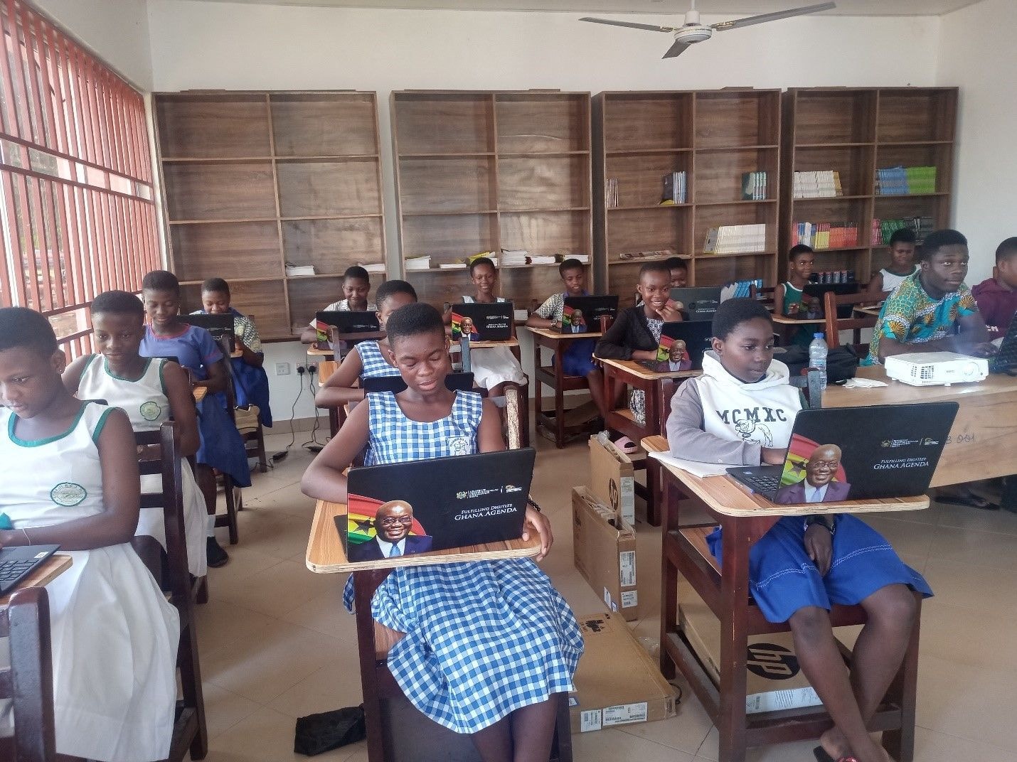 5,000 pupils in 5 regions to benefit from ‘Girls in ICT’ bootcamp