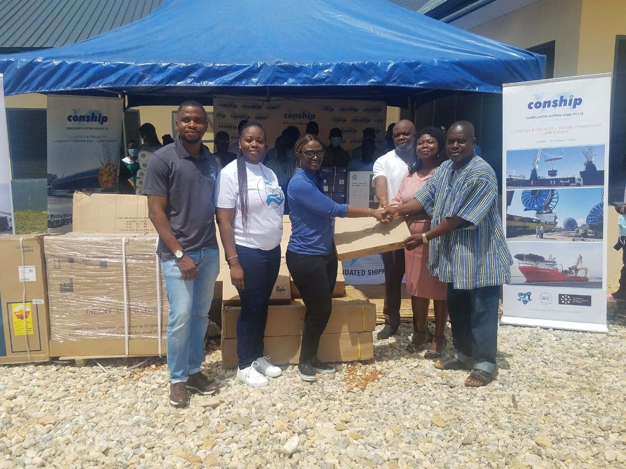 Conship presents GH¢120,000 medical items to Adeusena Health Centre