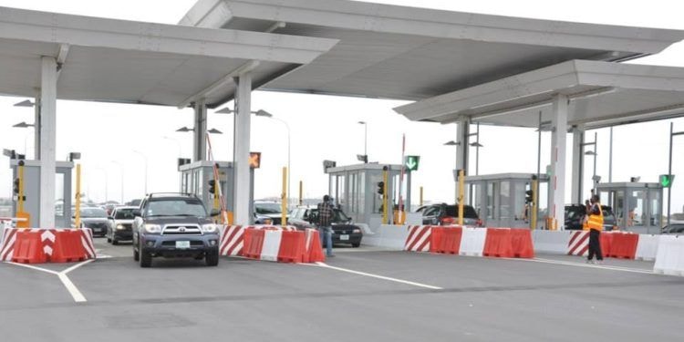 Gov’t begins consultations to resume road toll collection