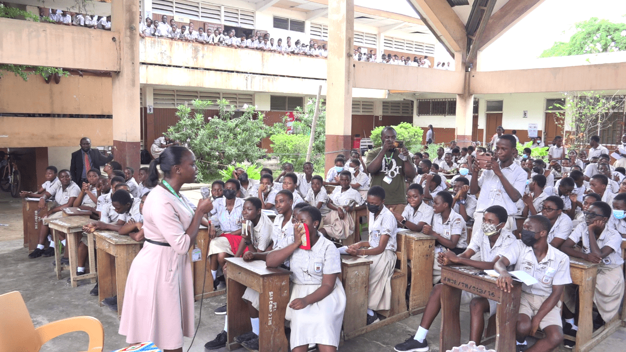 MPS, EPA educate and donate waste bins to school