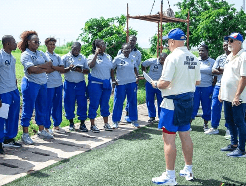 23 national, club female coaches receive professional training