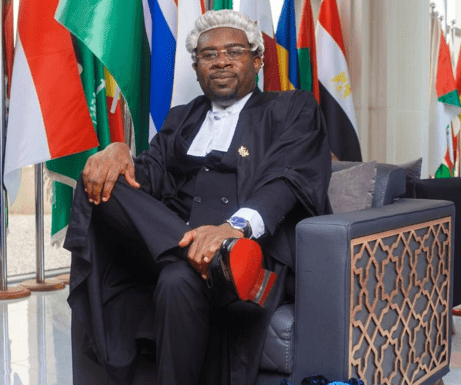 Prof.  Raphael Nyarkotey Obu – Africa’s leading natural medicine lawyer