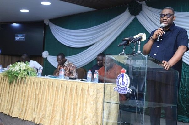 Mineworkers decry decline in decent work