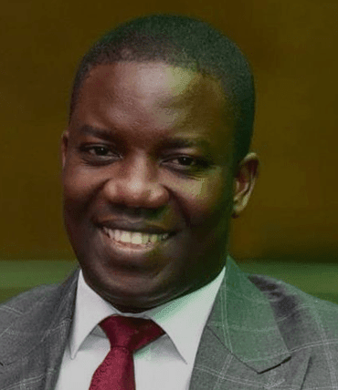 Originating and structuring syndicated loan facility: an end-to-end approach