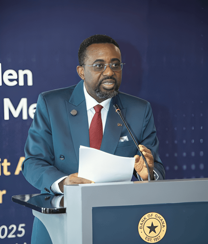 Governor urges banks to adopt balanced credit strategy