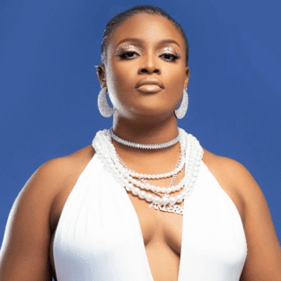 Aklerh gets personal with ‘Amele’