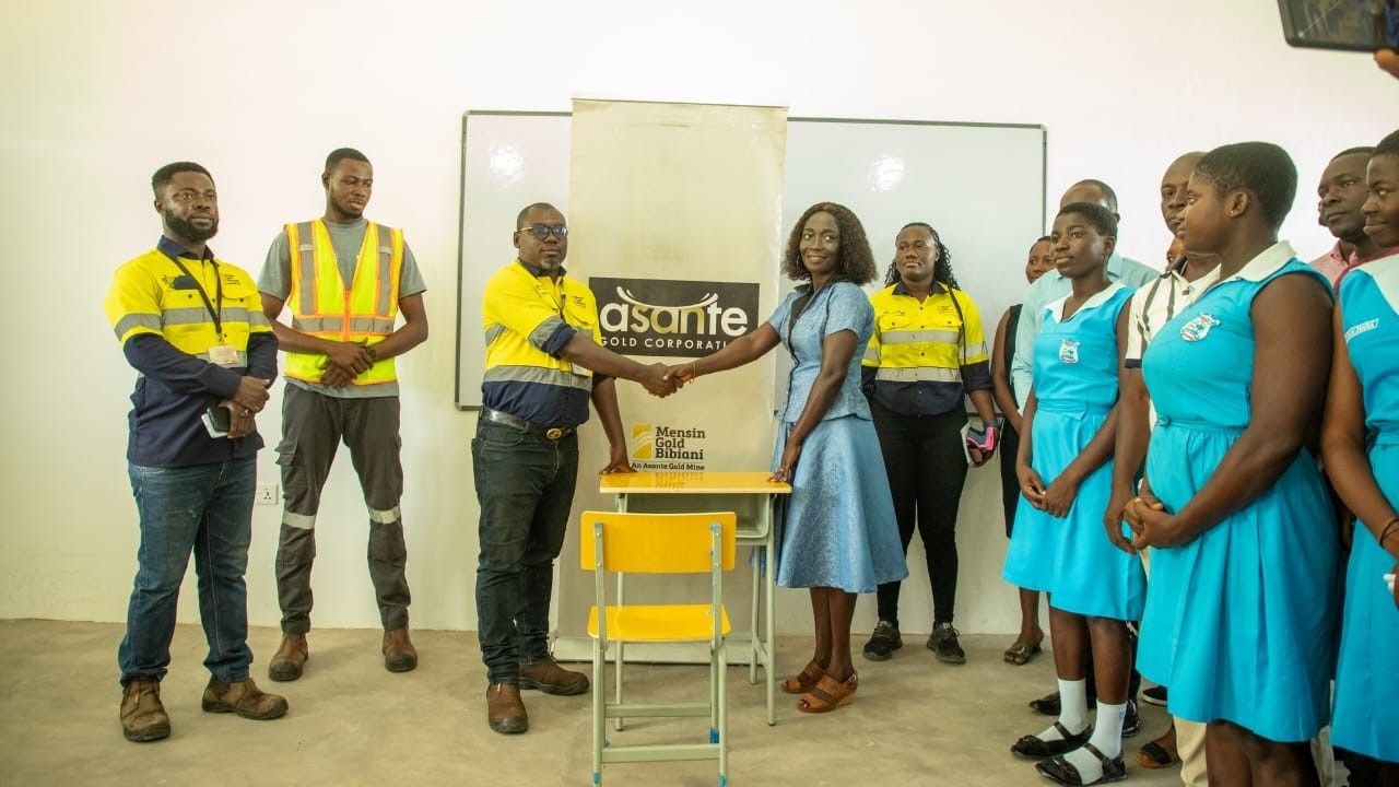 Asante Gold Bibiani donates 250 desks to Queens Girls’ SHS