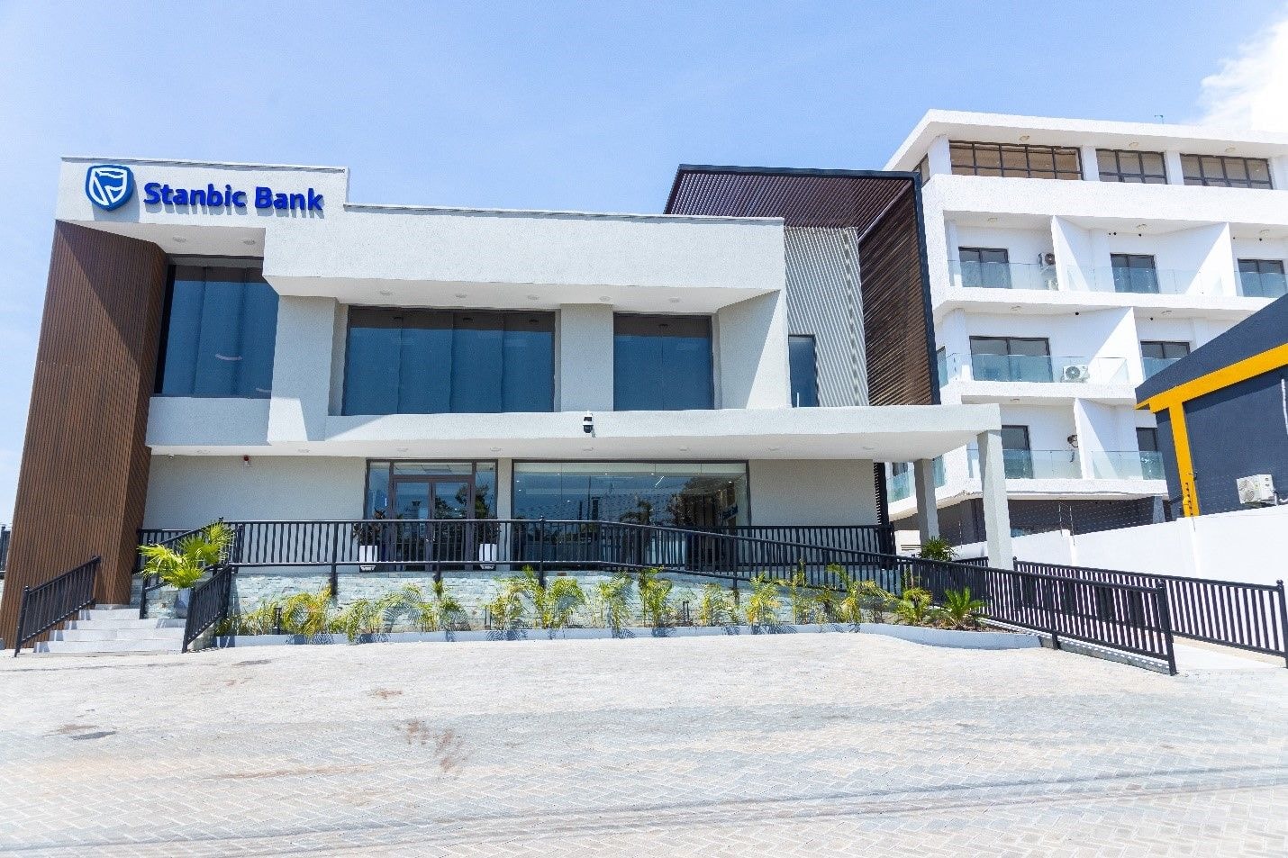 Stanbic Bank unveils new Labone branch