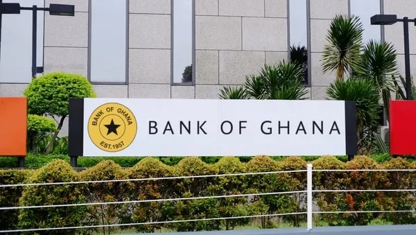 BoG orders banks to halt unbacked USD payouts to corporates