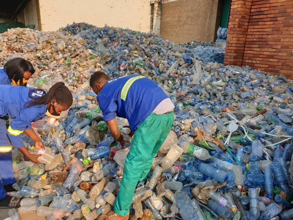 From waste pickers to entrepreneurs: Formalising the  informal recycling sector