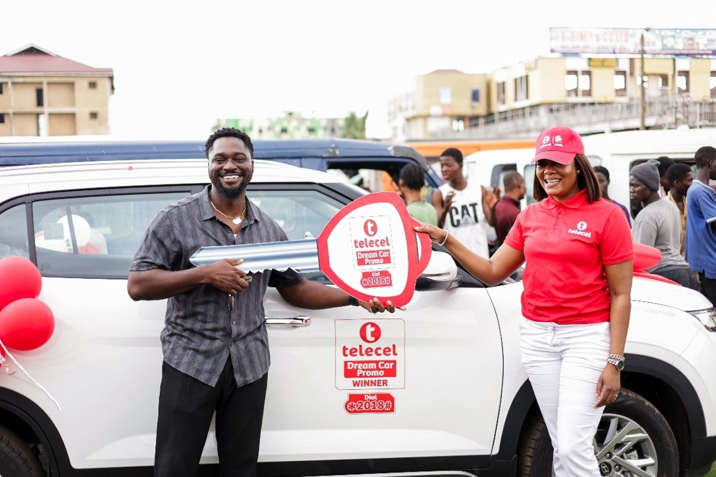 Architect wins brand new car in 14th Telecel Dream Car promo