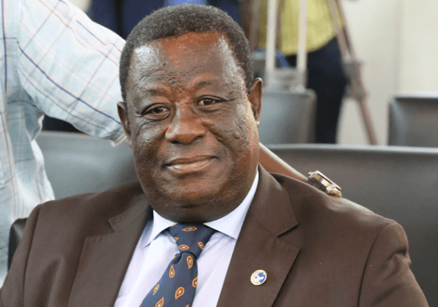Local contractors urged to strive to win international jobs