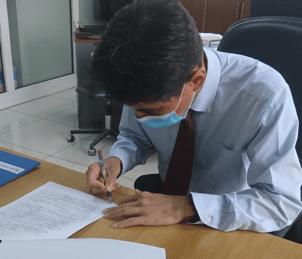 JICA signs grant agreements to construct flyover at the Tema Interchange and offer scholarships
