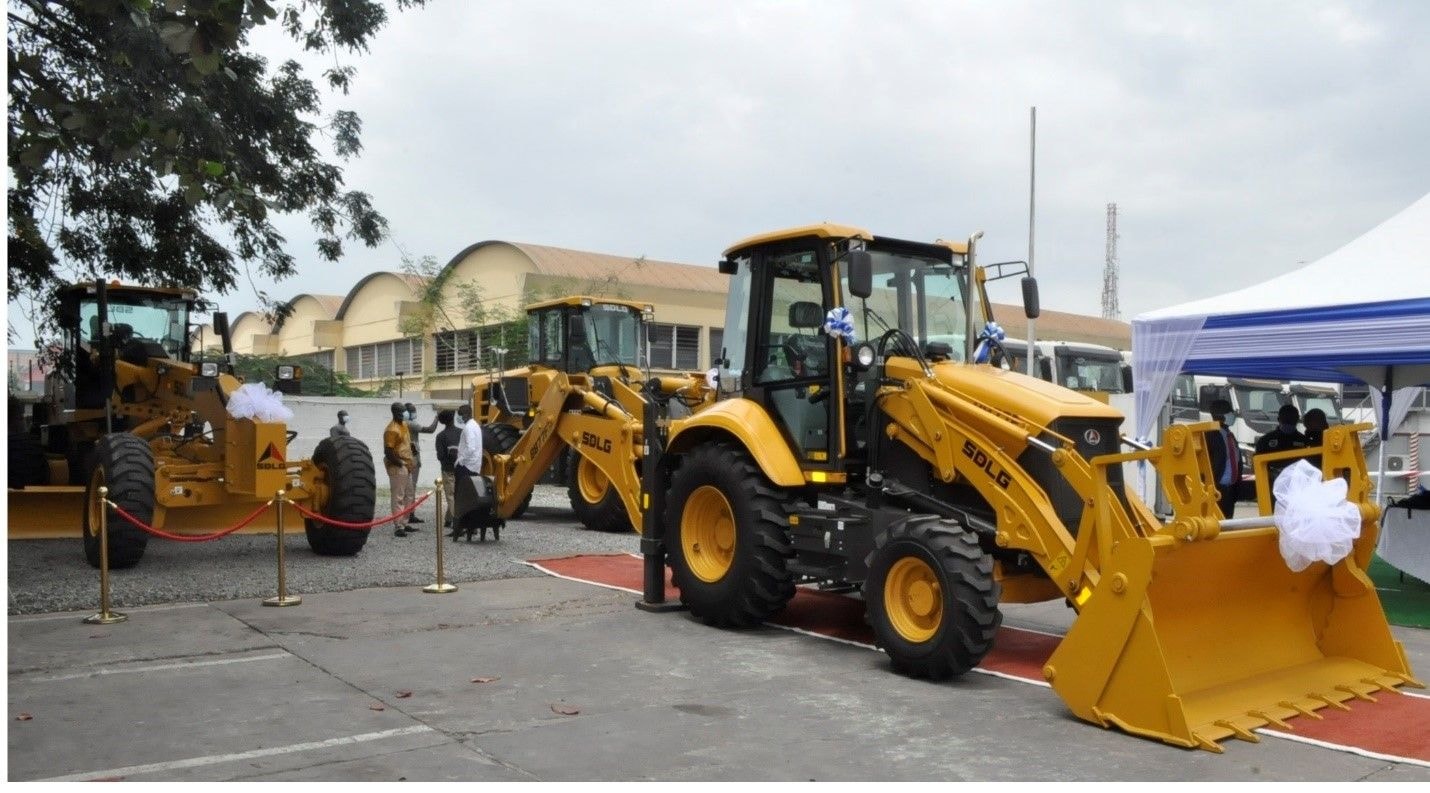 SMT holds open house for SDLG range of products