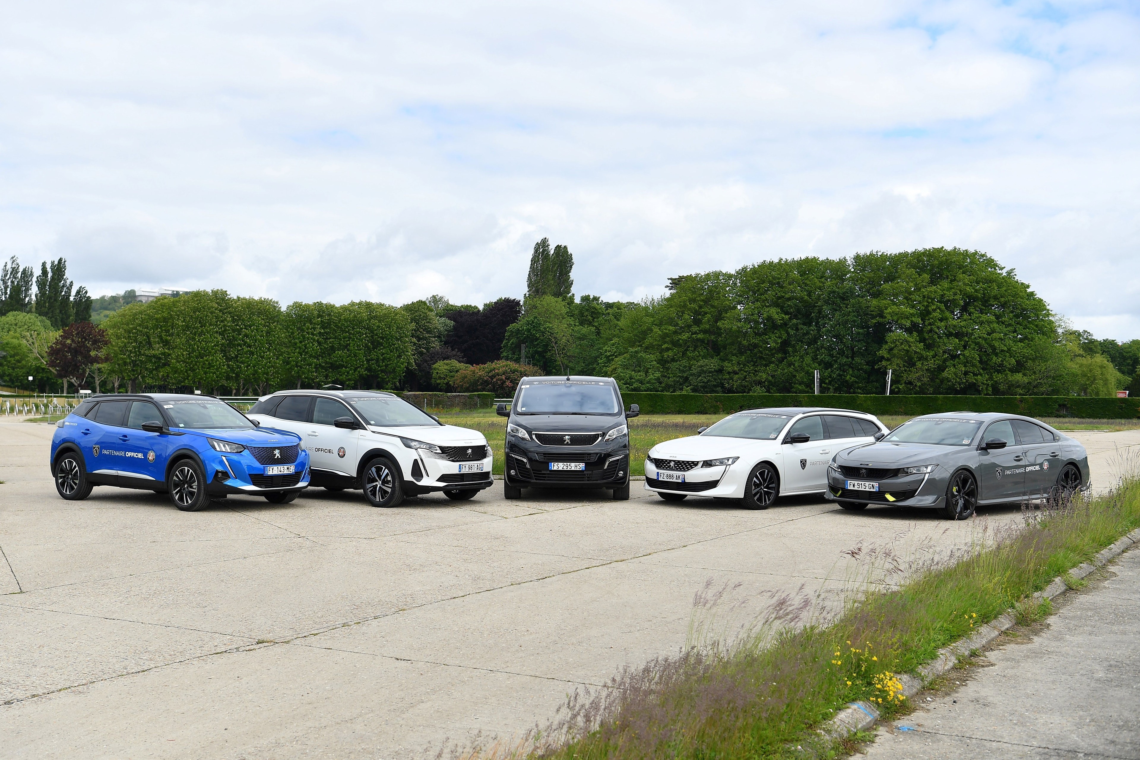 Peugeot is making mobility electric at the Roland-Garros 2021 tournament