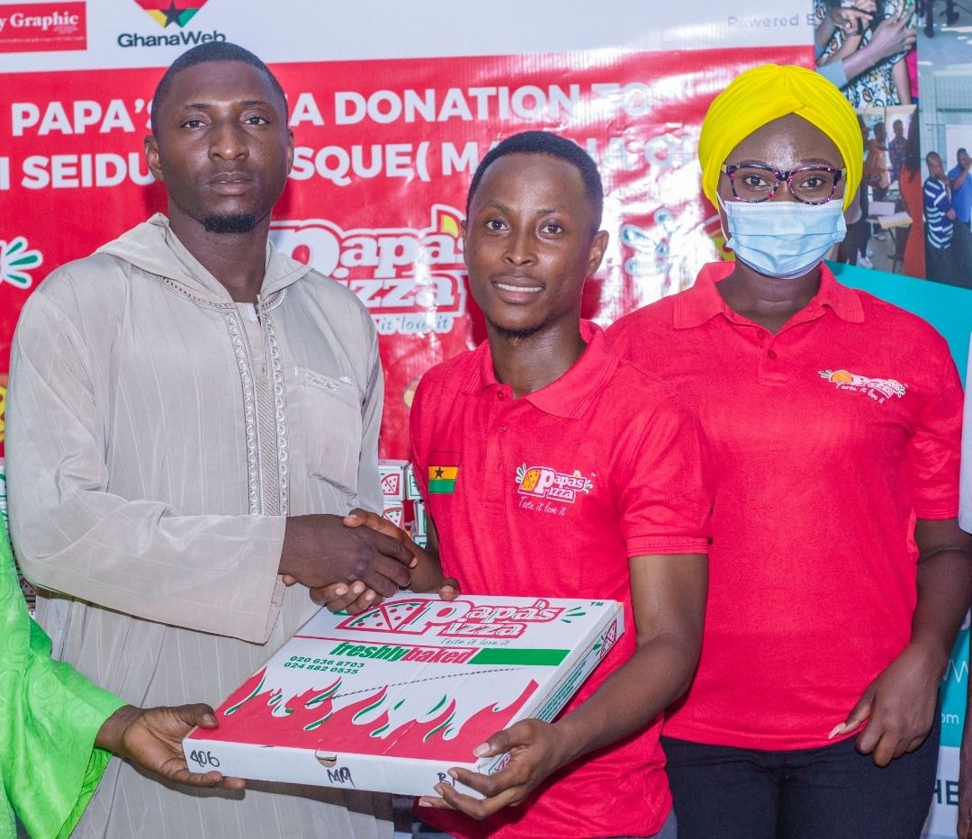 Papa’s Pizza extends CSR initiative to Madina Mosque amidst Eid Al-Fitr