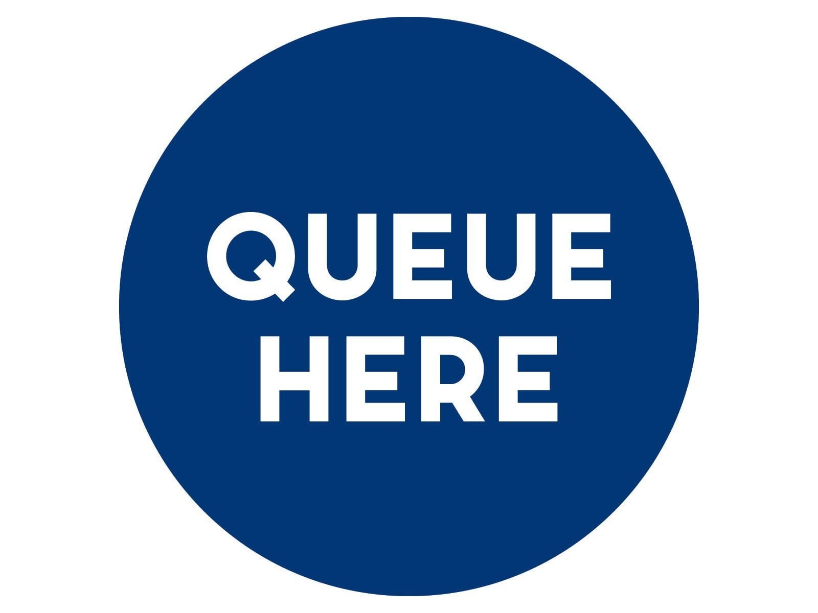 Of Queues and Customer Service: To Pool or to Dedicate