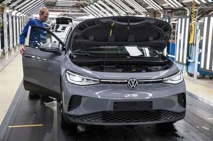 Motoring with Bob Roco ROMEO: VW weighs closing four German plants as China pressure bites