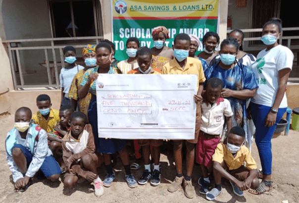 20 students receive GH¢10,000 scholarship package