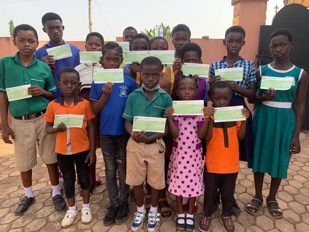 ASA Savings and Loans Berekum offers scholarship to 15 pupils