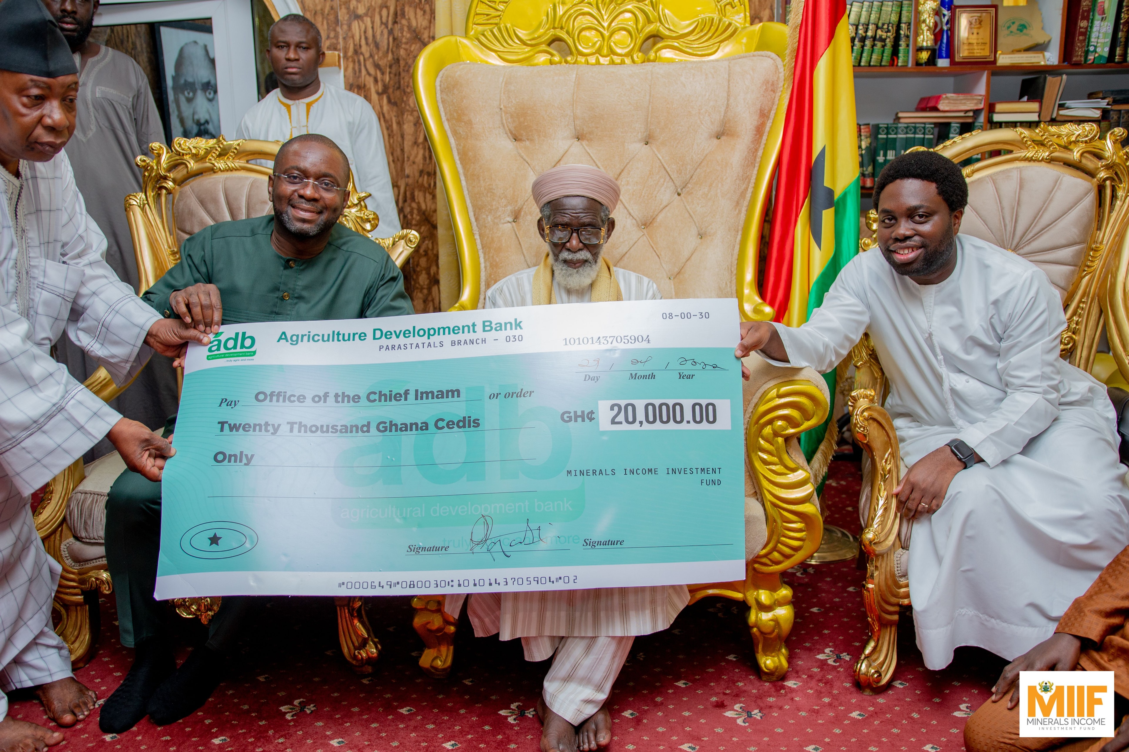 MIIF presents assorted items, GH¢20k cash to Chief Imam