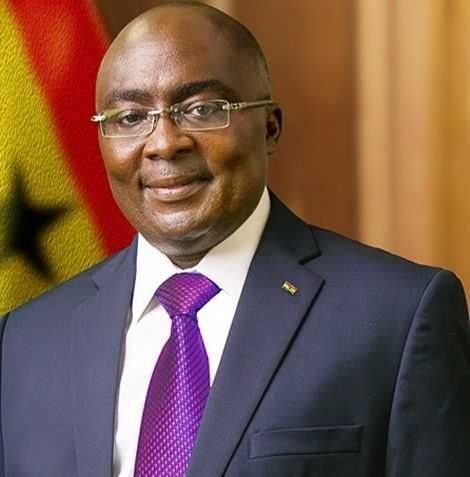 Senior Lecturer calls on Bawumia to salvage economy