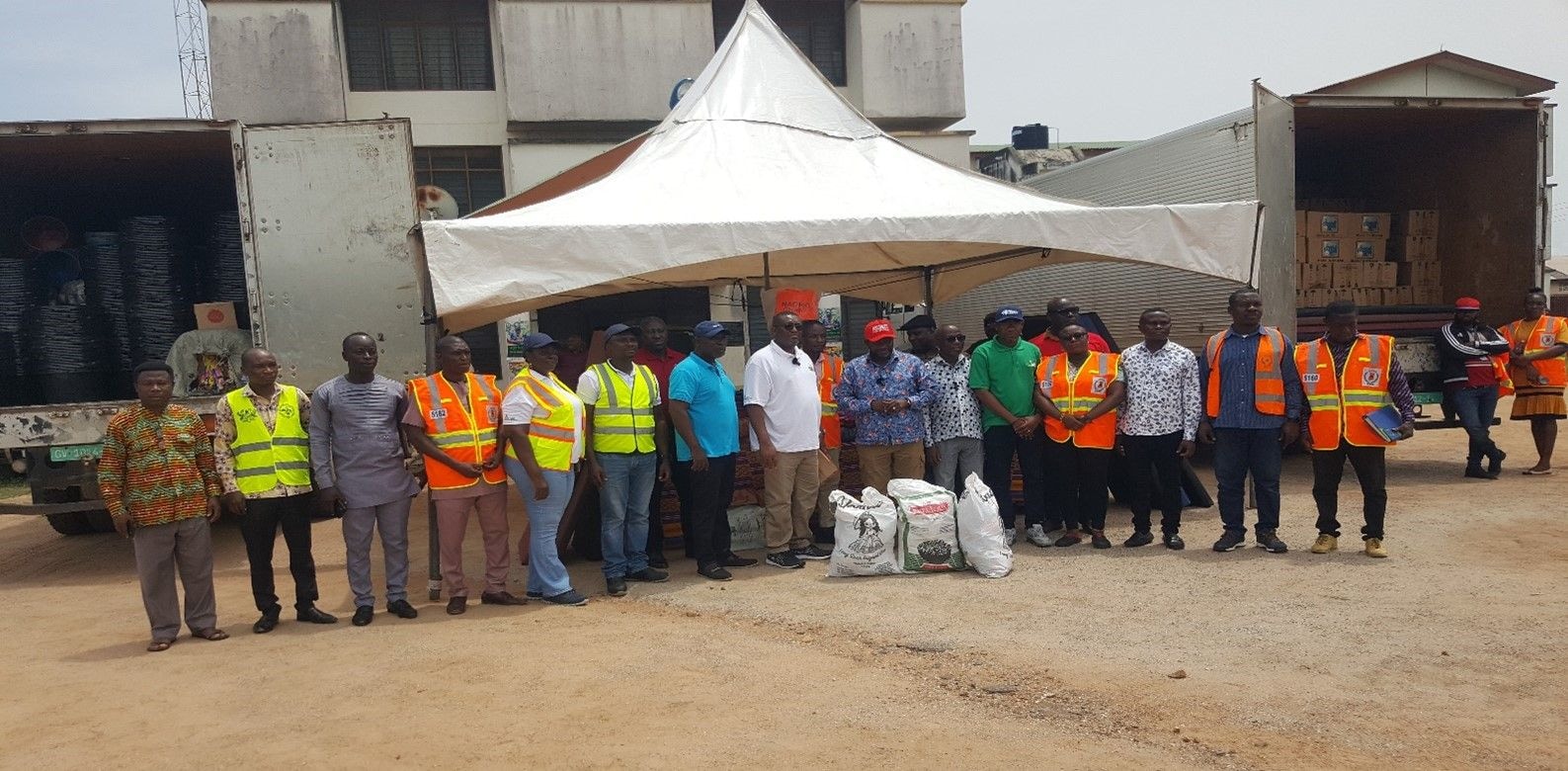 VRA, NADMO donate to victims of Akosombo, Kpong Dams’ spillage