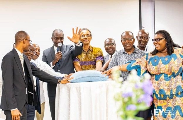 EY  launches Alumni Network