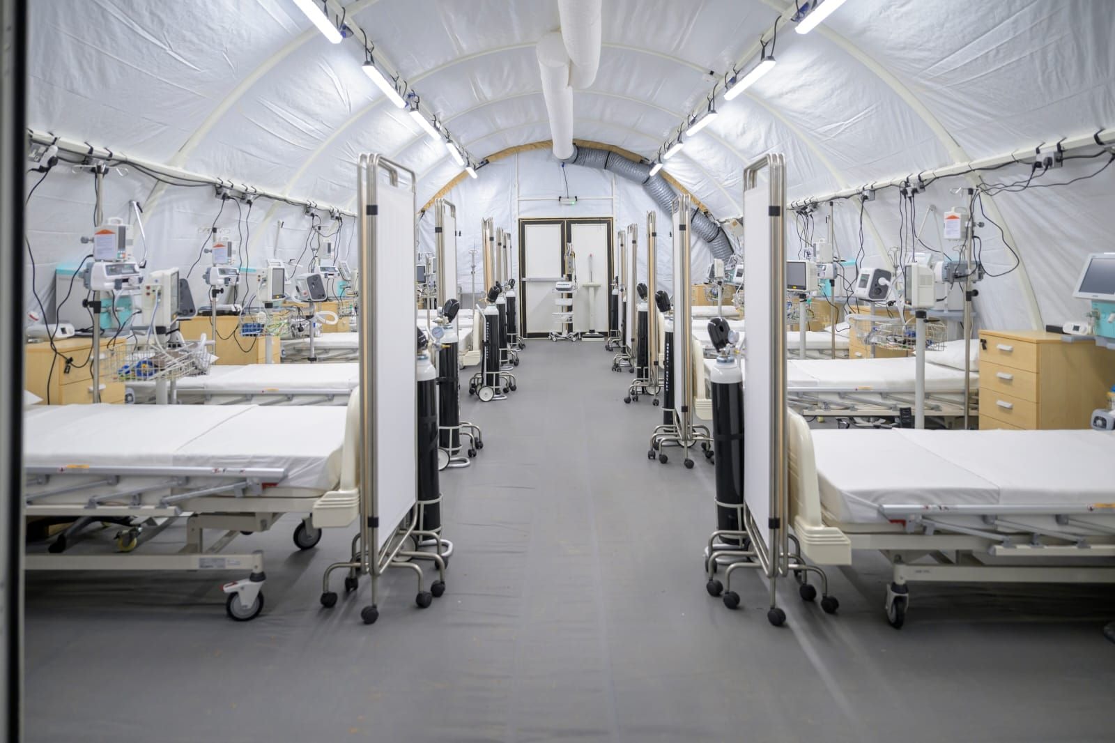 Emirates Field Hospital in Chad treats thousands of refugees amid Sudan conflict
