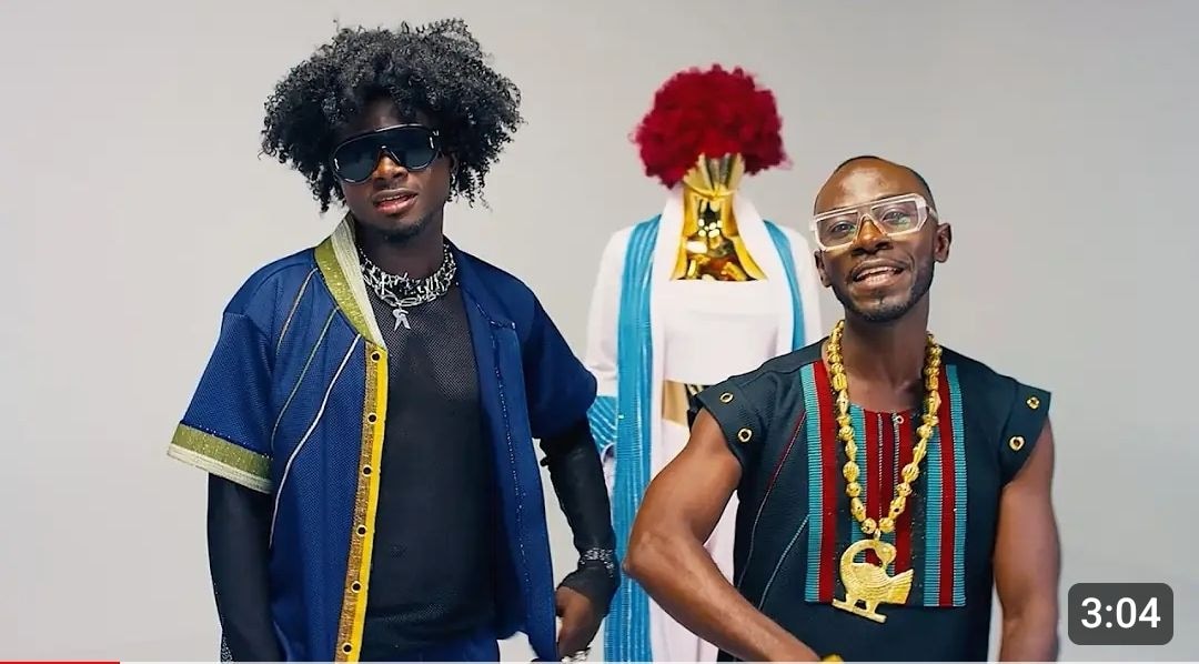 Okyeame Kwame honours Otumfuo Osei Tutu II with ‘No Competition’ video