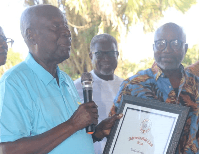 Ishmael Yamson receives Achimota Golf Club’s Emeritus Award