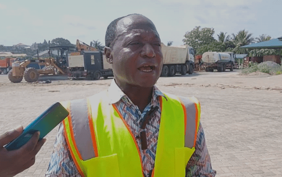 Justmoh assures commuters of quality roads