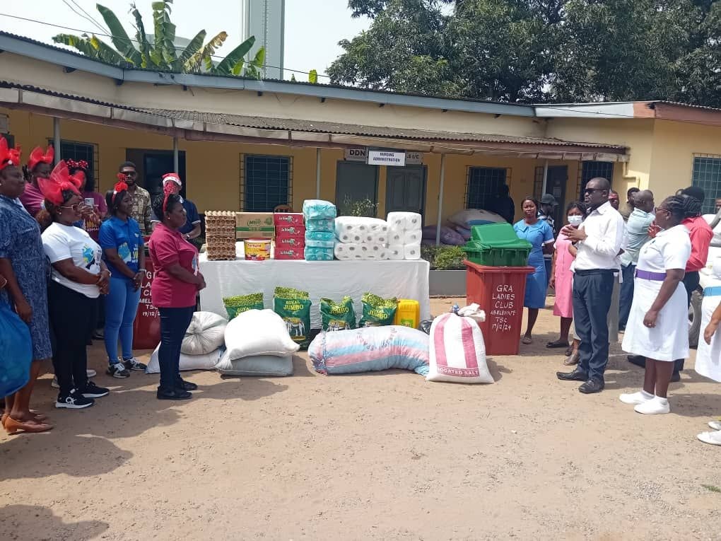 GRA Abelemkpe Ladies’ Club gives to Accra Psychiatric Hospital