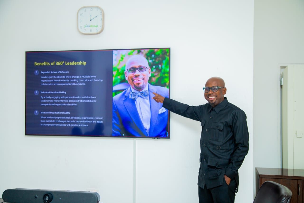 360° Leadership is Contemporary response to managing complex organisations – Professor Hinson