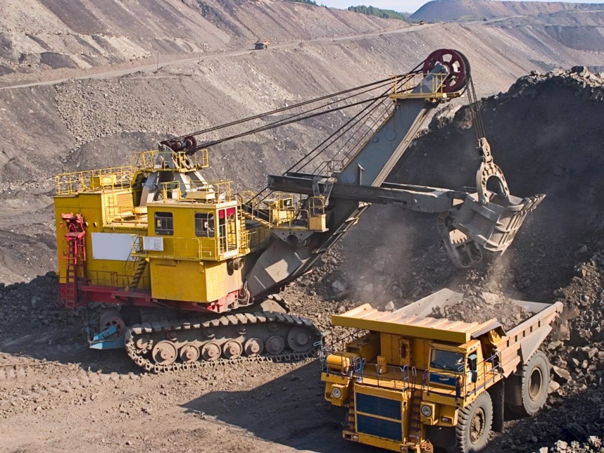 Century-old mining industry still lags on contract transparency front
