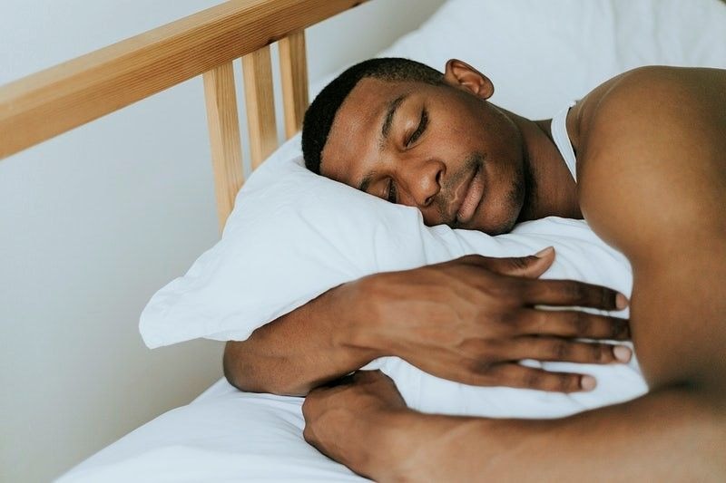 Herbalife Nutrition advises on proper eating habits for improved sleep