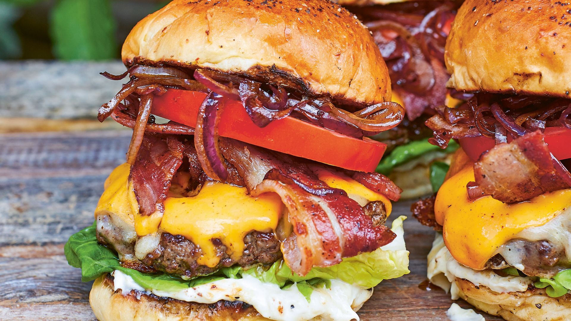 Recipe: Barbeque Beef Burger