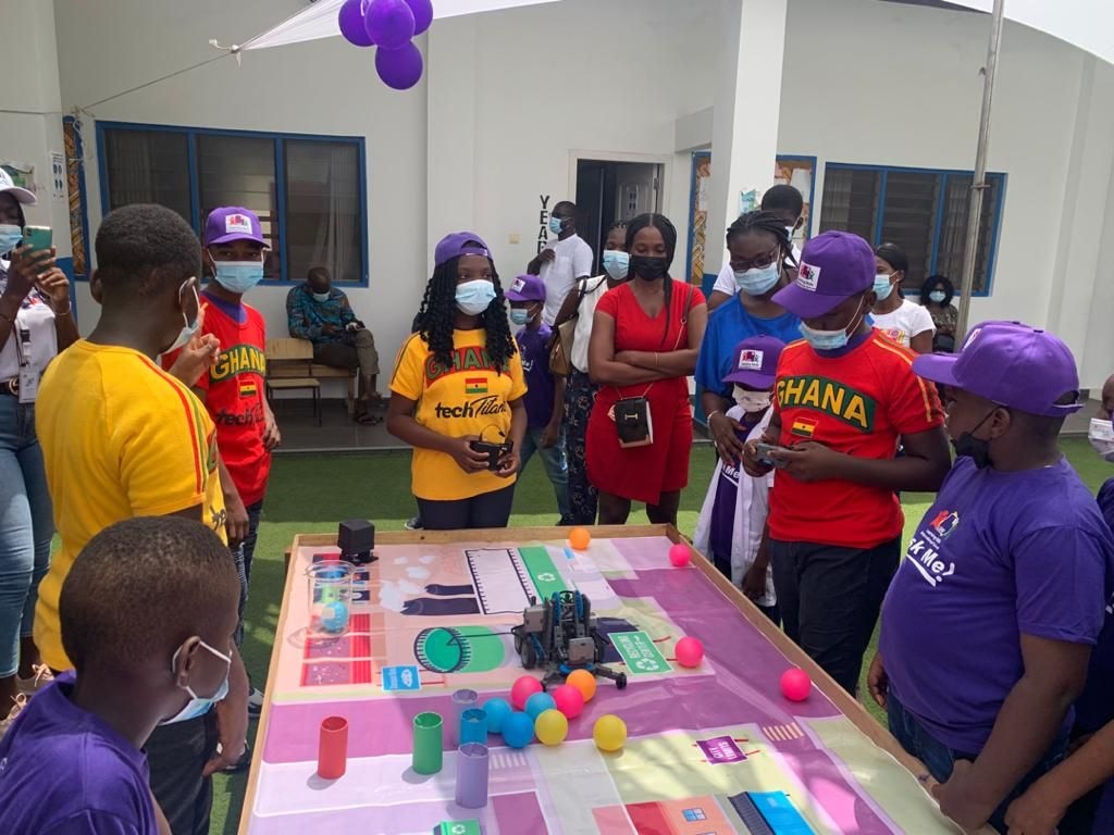 Learning Skills International School conducts science experiments for students