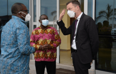 IFC commends LMI Holdings for helping raise US$3.4bn FDI