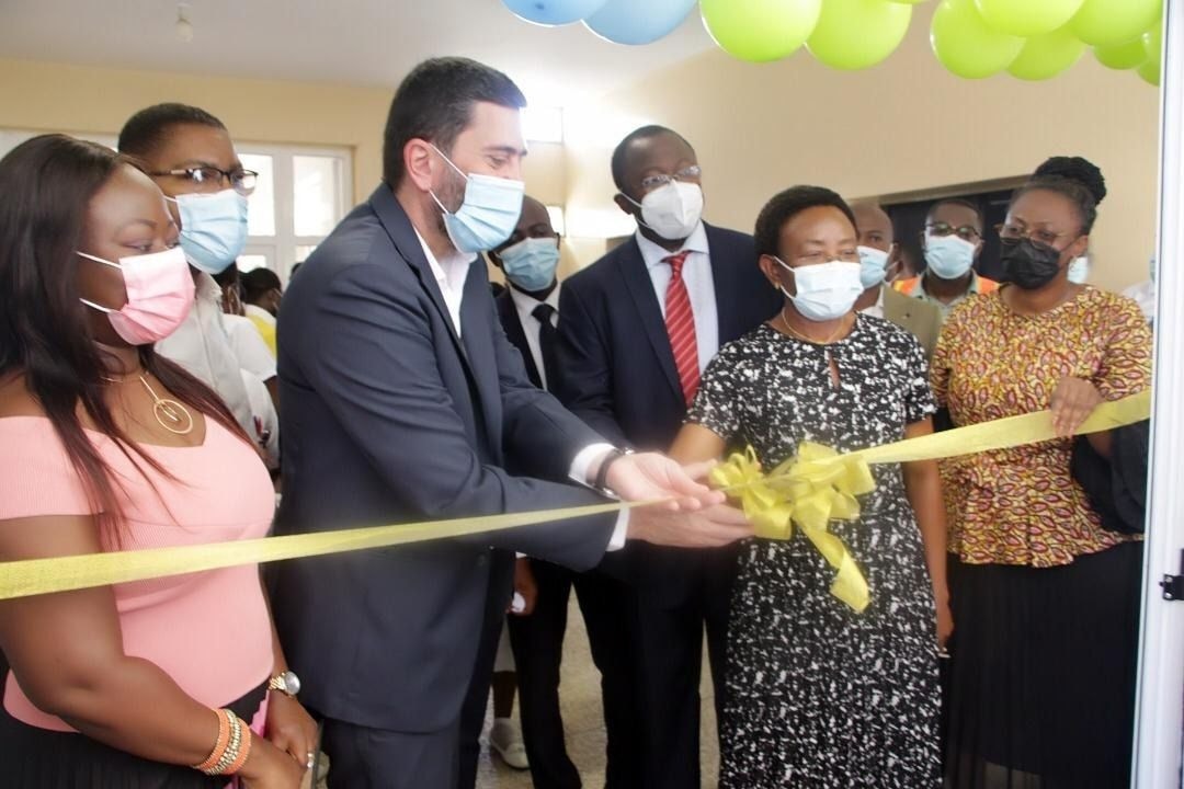 Dredge Masters hands over refurbished children’s ward to Korle Bu