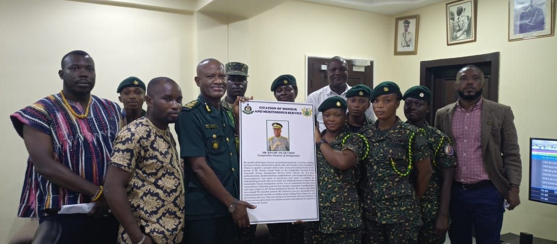 GIS Comptroller General honored by 2021 recruits