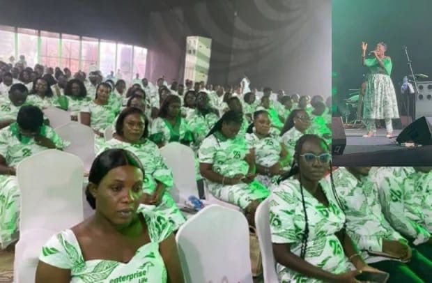 Enterprise Life marks 25 years with worship service