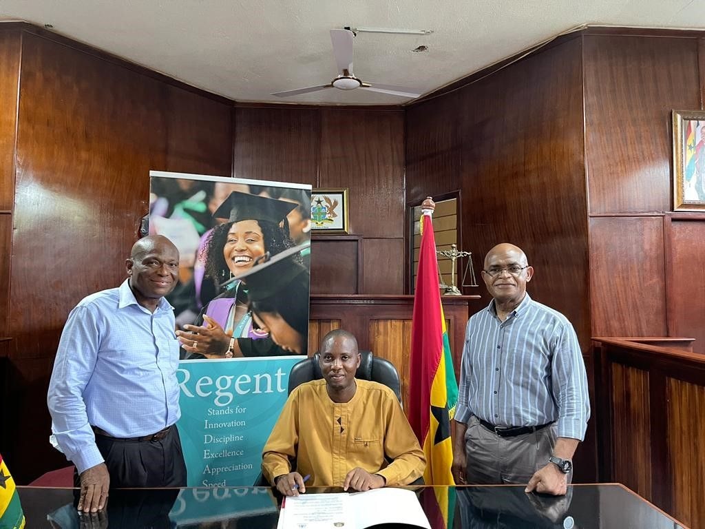 Regent University College of Science and Technology signs MoU with University of Lincoln, England