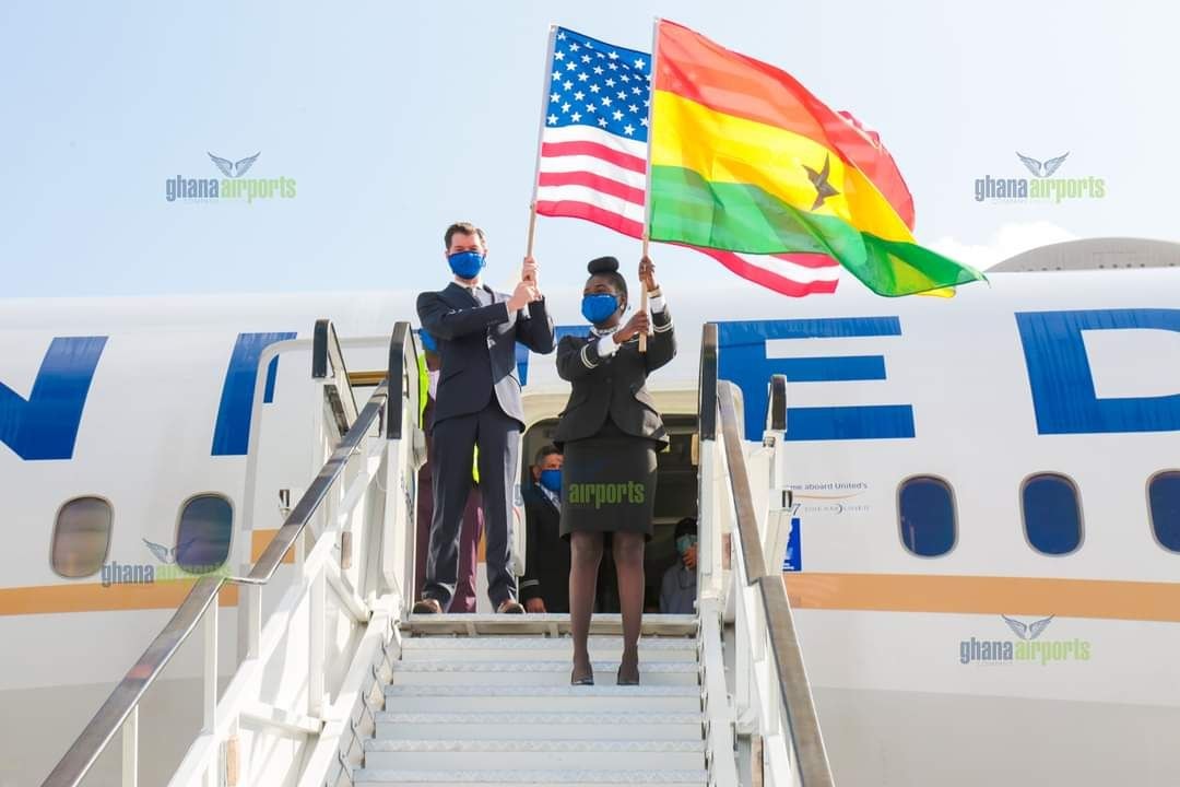 Airlines to be fined US$3,500 per unvaccinated passenger
