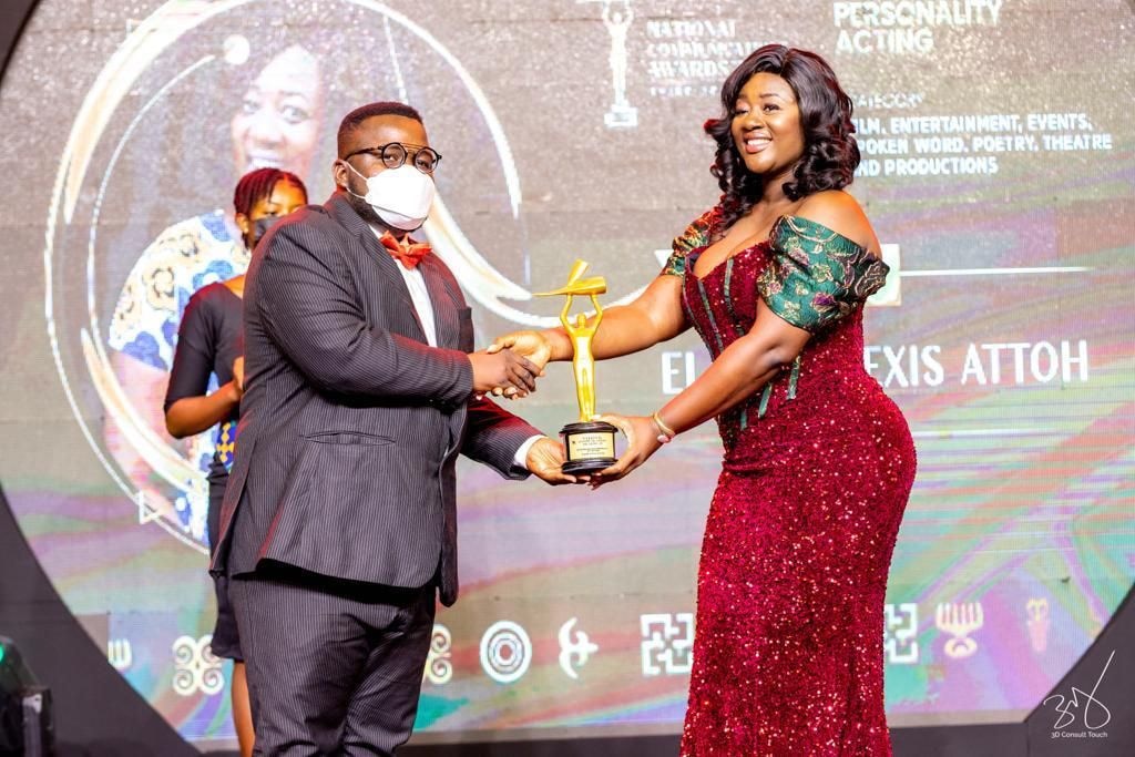 Journalist Elaine sweeps 3 awards at National Communications Awards