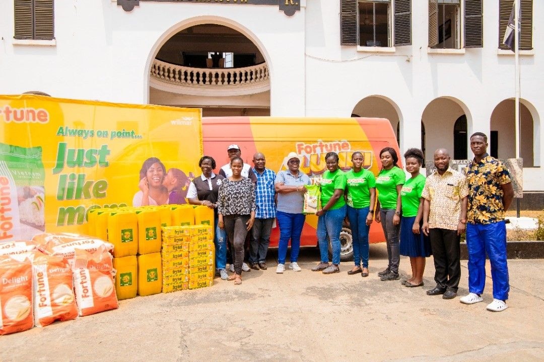 Wilmar presents GH₵20,000 worth of food items to Achimota SHS